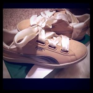 Puma Basket Heart ❤ up